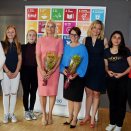 24. mai: Kronprinsessen besøker Cinemateket i Oslo der  ungdomsskoleelever er samlet til seminar om FNs barnekonvensjon og menneskerettigheter. Foto: Sven Gj. Gjeruldsen, Det kongelige hoff